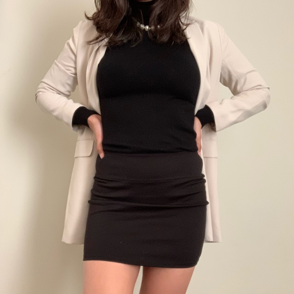 ‼️SOLD‼️Black Skirt